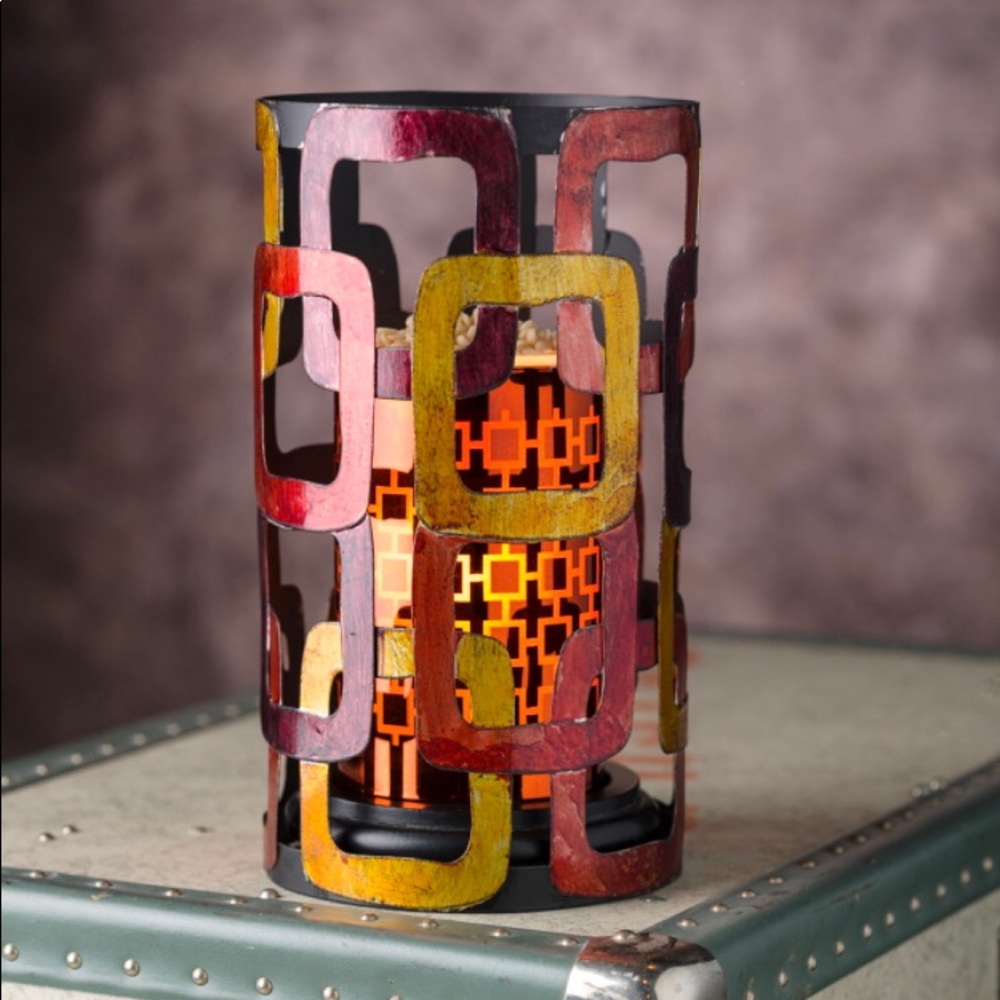 Pink Zebra Geo Squares Shade